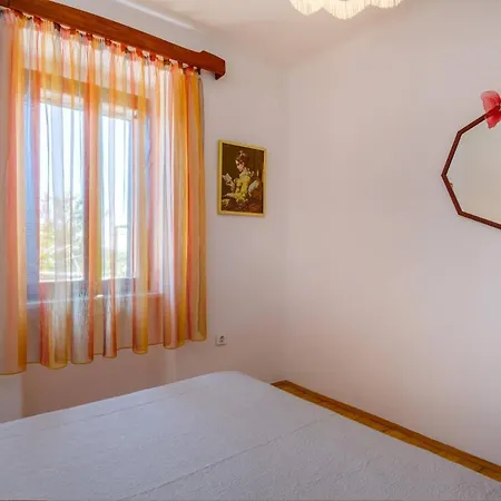 Pensjonat House Nona Miholascica
